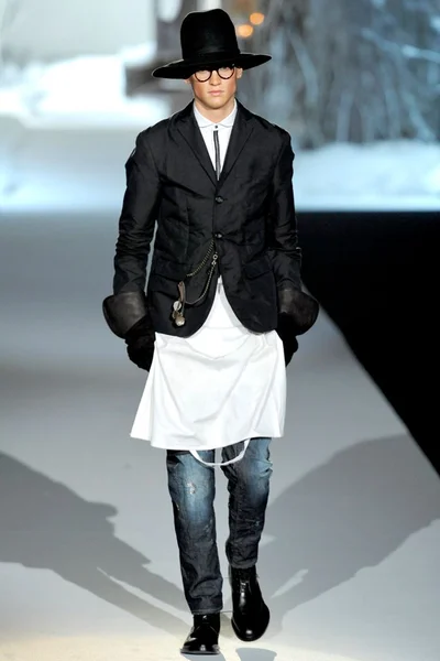 Look 23